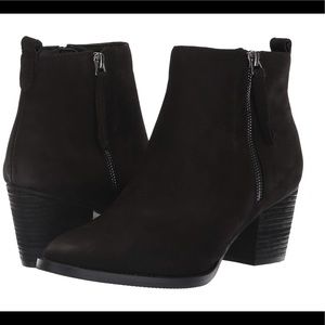 Blondo Vegas waterproof black nuback boogie